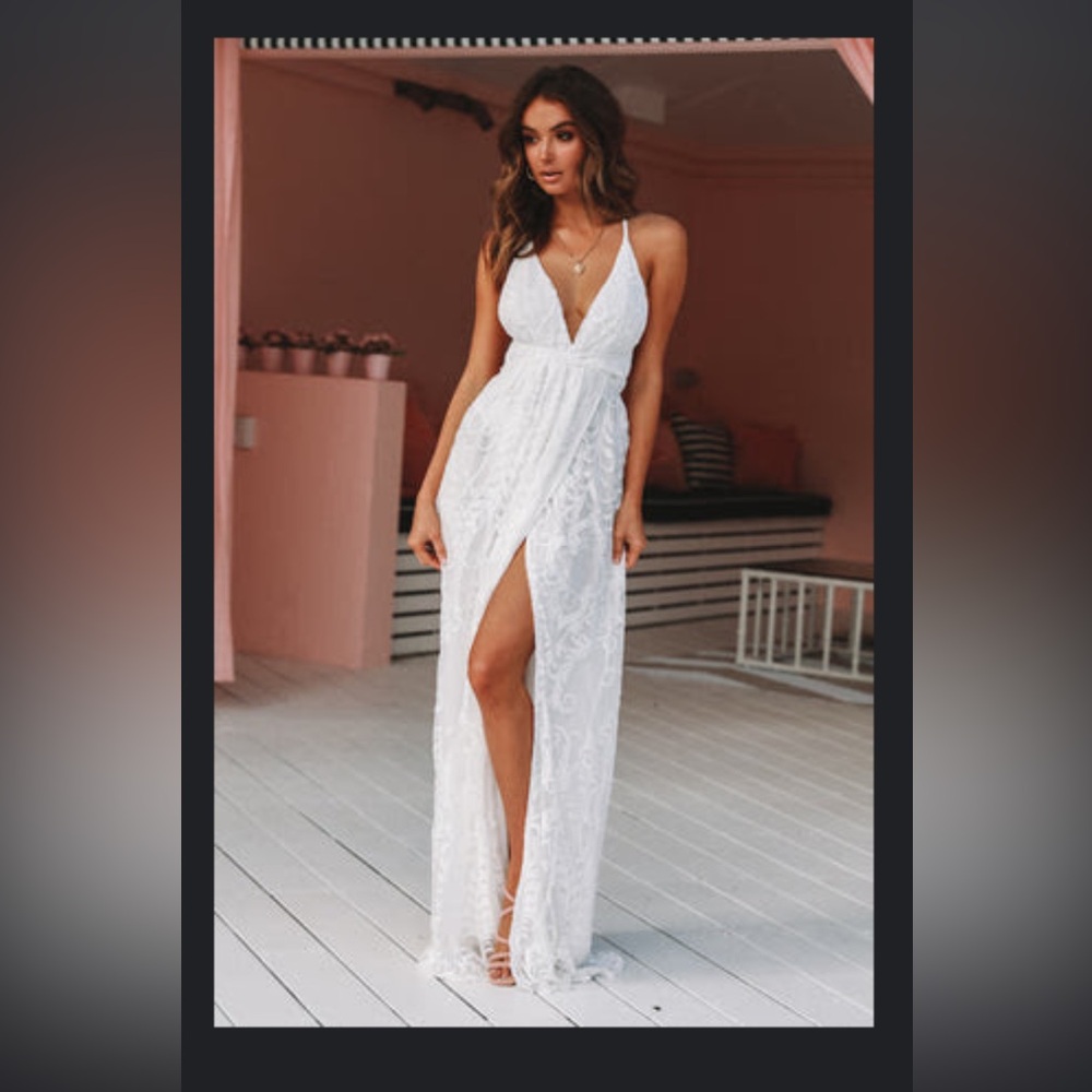 White engagement photo dress